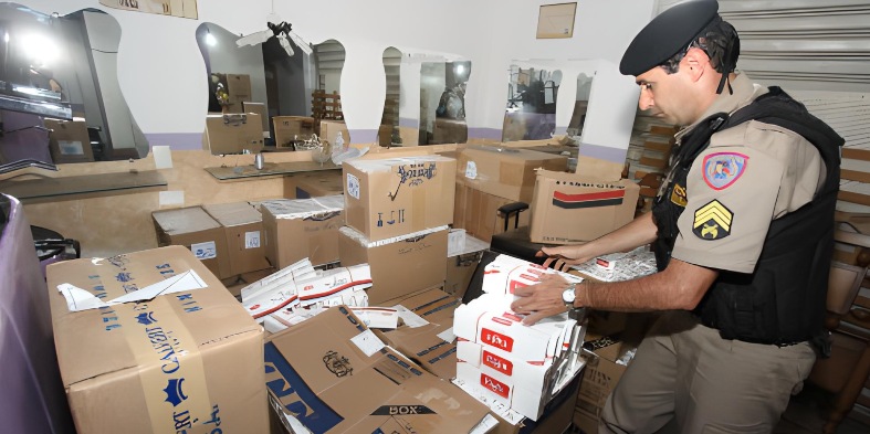 Economia perdeu R$ 300 bi para o mercado ilegal em 2021