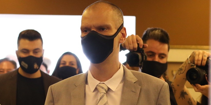 Covas prepara programa de parcelamento de dívidas 