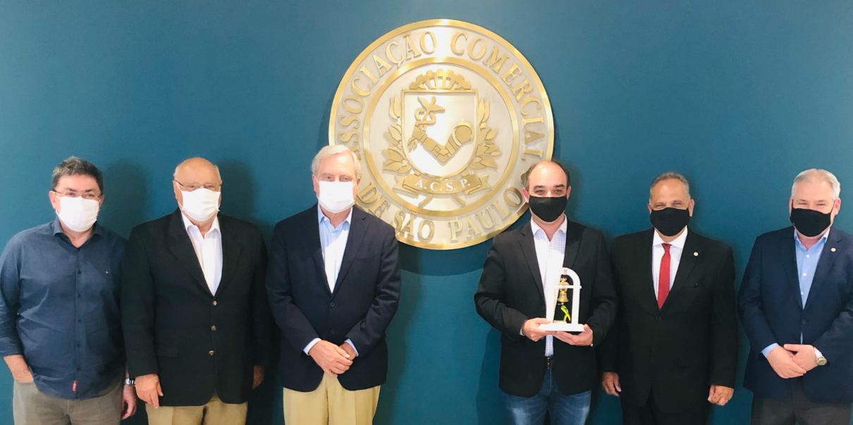 Subprefeito da Sé recebe Troféu Marco da Paz na ACSP