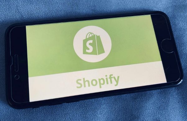 O jeito da Shopify anunciar uma demissão em massa