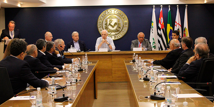 Stephanes: Plano Nacional de Fertilizantes carece de órgão gestor