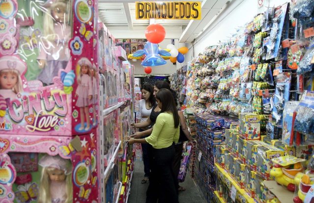 Maioria dos consumidores de SP deve gastar até R$ 350 no Dia das Crianças