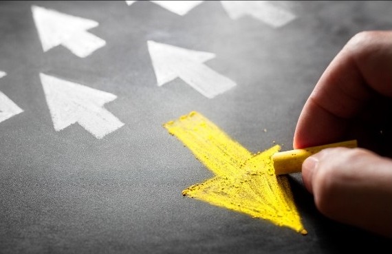 Confiança Empresarial cai 0,2 ponto em fevereiro, informa a FGV