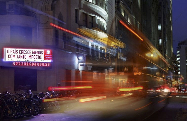 Impostômetro chega à marca de R$ 2 trilhões