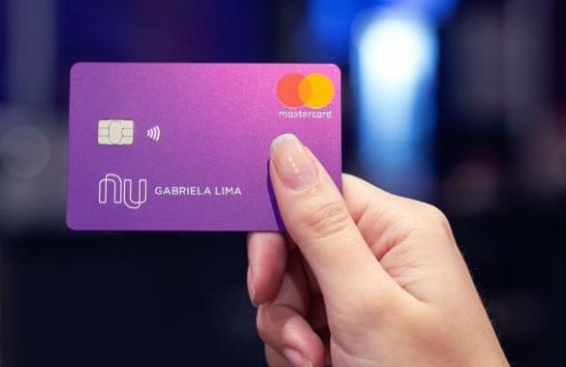 Nubank assina acordo com a Oxxo para expandir no México