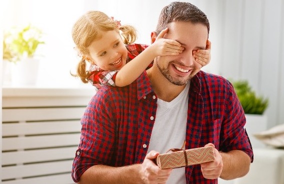 Boa Vista: 58% dos consumidores pretendem presentear no Dia dos Pais