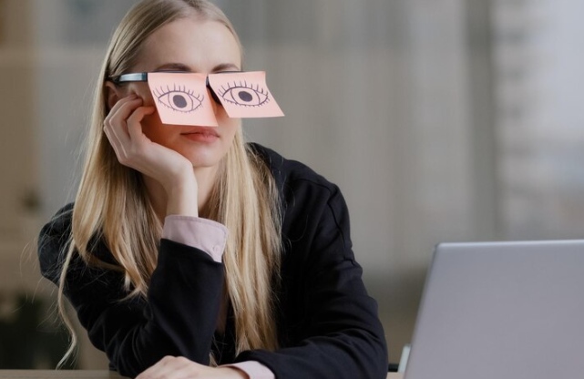 Entenda o movimento 'quiet quitting' e seus impactos no mercado de trabalho