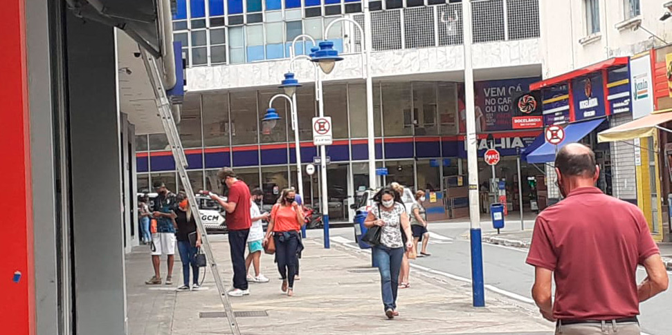 Inseguranças sanitária e econômica dificultam retomada da atividade