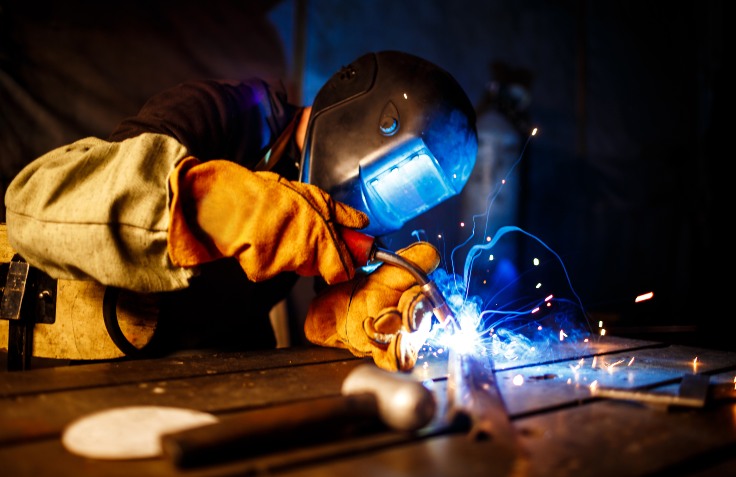 Desempenho e finanças da pequena indústria pioraram em 2025, diz CNI