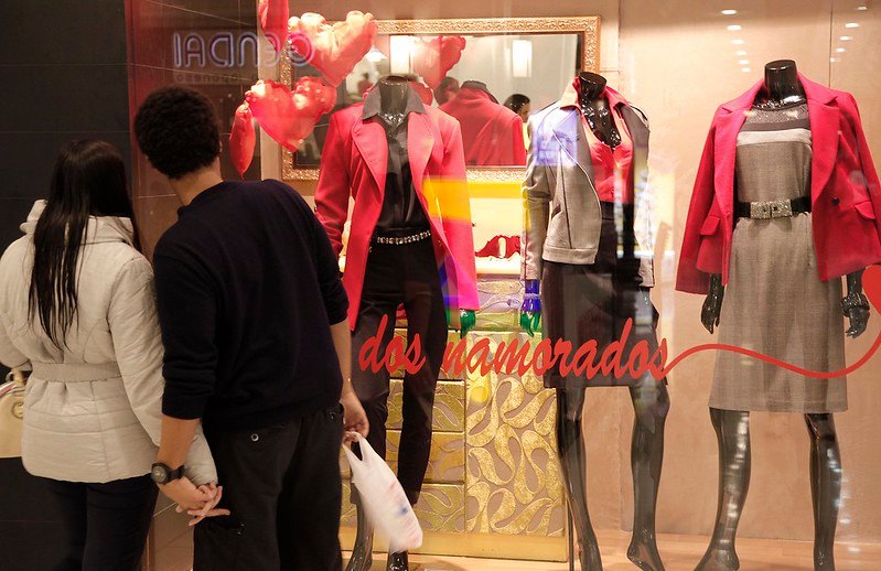 ACSP: 36,5% dos brasileiros pretendem comprar presentes no Dia dos Namorados