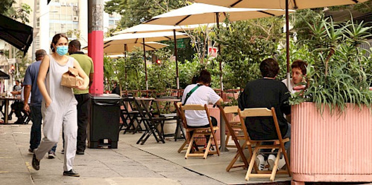 Abrasel: 42% dos restaurantes ainda faturam menos que no pré-pandemia