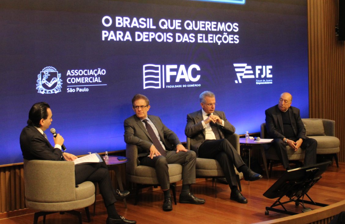 Os caminhos que a educação brasileira tem percorrido