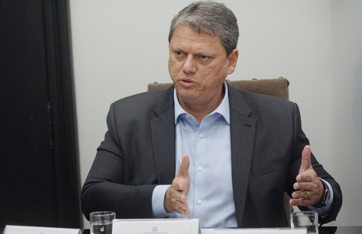 Tarcísio diz que vai lutar pelo Simples na Reforma Tributária, e fala da transformação no Centro