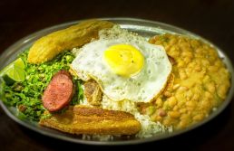 O que comer num PF de São Paulo na terça-feira?