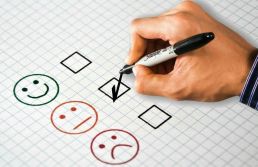 Confiança do comércio cai 1,1% em janeiro após 3 meses de altas, diz CNC