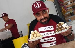 No estádio do Juventus, a tradição é não perder o cannoli 