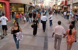 Comércio local, como o de Campinas, ganha participação nas vendas de vestuário