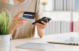 Demanda do consumidor por crédito sobe 0,7% em janeiro