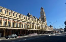 Metrô-SP 50 Anos. Estação da Luz é marco cultural. E, como a cidade, vai da beleza ao caos em horas