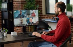 Trabalhadores em home office somaram 6,6 milhões em 2024, diz IBGE