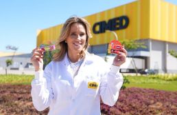 Entenda a estratégia que fez o hidratante labial Carmed explodir em vendas