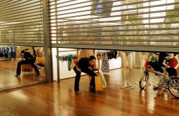 ‘O varejo médio está sumindo no Brasil’   