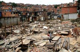 Entre os países com maiores cargas tributárias, Brasil é o que menos investe no bem-estar da população