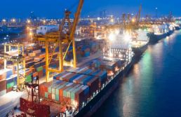 Falta de 'janelas' no Porto de Santos faz exportador perder vendas 