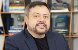 Mena Barreto, da Abrafarma: Reforma Tributária será a maior mudança na saúde em 40 anos