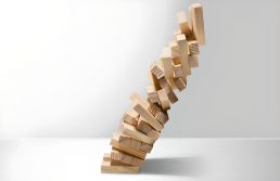 Confiança Empresarial cai 1,8 ponto em janeiro, para 94,8 pontos, diz FGV