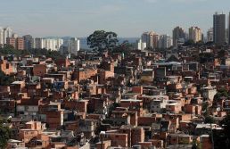 Quantas favelas existem no Brasil? Quais são as maiores?
