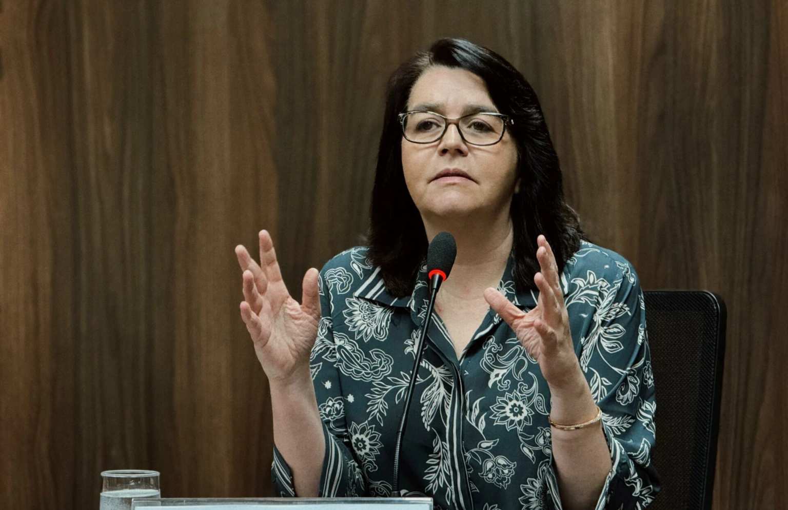 Indústria afirma que reduzir jornada, mantendo salários, vai elevar em 6% preços na ponta