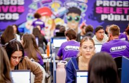 Jovens ocupam mais vagas, mas ficam menos de um ano no emprego