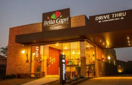 Pizzarias apostam no drive-thru para reduzir custos e agilizar atendimento