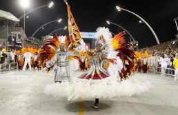 Turismo deve faturar recorde de R$ 14,48 bi no carnaval 2026, diz CNC