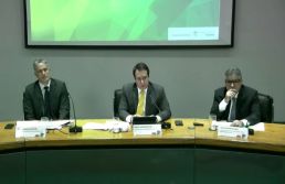 Déficit das contas do governo cresce 32,3% em um ano