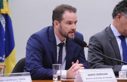 Ministro da Fazenda rejeita compensação tributária às empresas pelo fim da escala 6x1