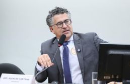 Comissão na Câmara inicia debate sobre fim da escala 6x1 