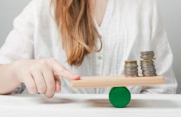 Ipsos: 79% dos brasileiros acreditam que a economia é pensada para favorecer os ricos 