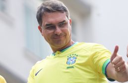 Cláudio Humberto | PL não descarta PP em chapa com Flávio Bolsonaro