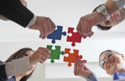 Glossário do Empreendedor: o que é Cobranding? 