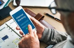 Pesquisa mostra alta significativa no uso de internet banking por pequenos negócios 