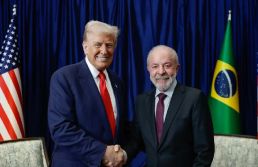 Trump e Lula se reúnem e encontro sinaliza avanço nas negociações sobre tarifaço