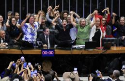 Cláudio Humberto | PT avalia liberar bancada na redução da maioridade