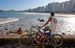 Litoral de São Paulo tem 13 praias impróprias para banho; veja quais