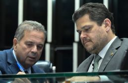 Cláudio Humberto | PEC 6x1: Governo vê aceno de Alcolumbre ao PL