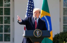 Resiliência do exportador brasileiro volta a ser posta à prova um ano após o tarifaço dos EUA