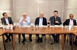 Associações Comerciais articulam adiamento da votação sobre a 6x1