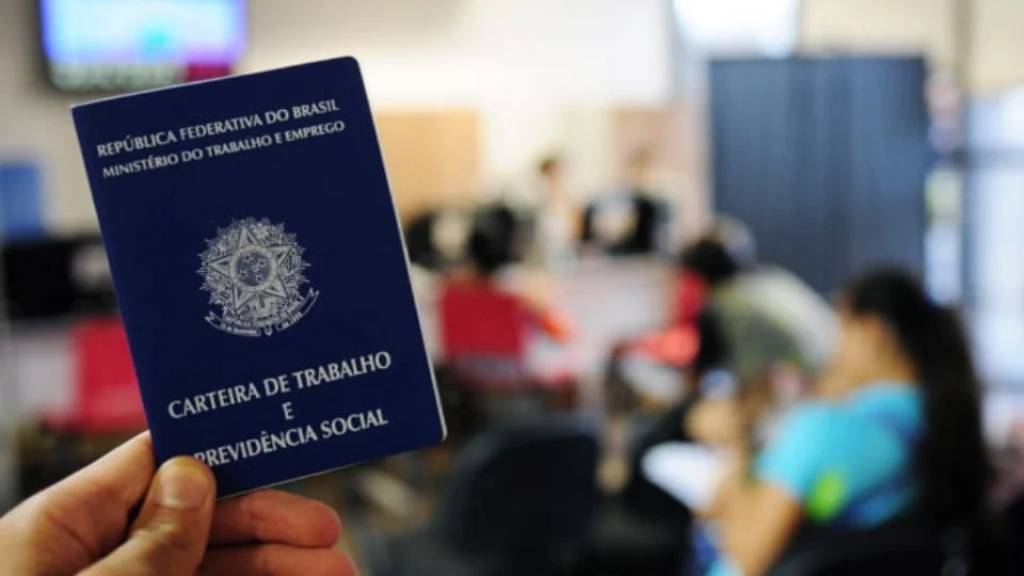 Uma image de notas de 20 reais