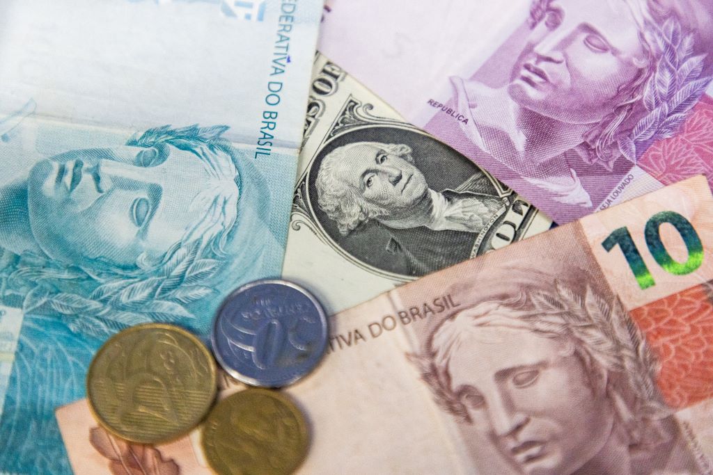 Uma image de notas de 20 reais